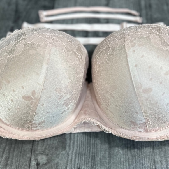 Torrid Bombshell Pink Lace Strapless Push-Up Bra [001] - Picture 6 of 12